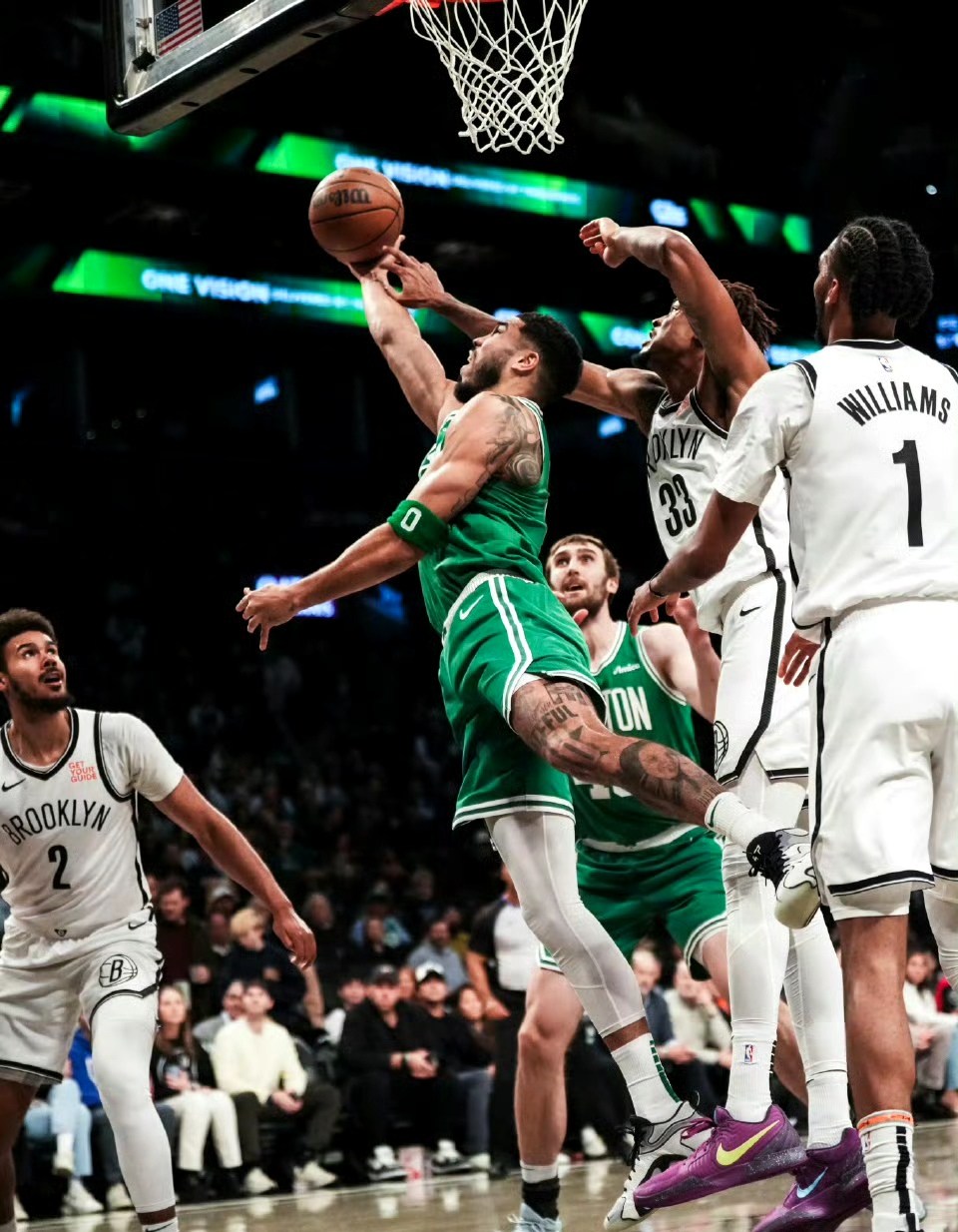 塔图姆连续三场比赛得分超过连败，篮网挑战极限！的简单介绍