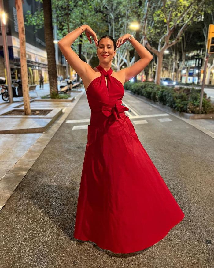 穆古鲁扎意外战胜巴塞罗那，出色防守引爆全场！全场沸腾不已的简单介绍